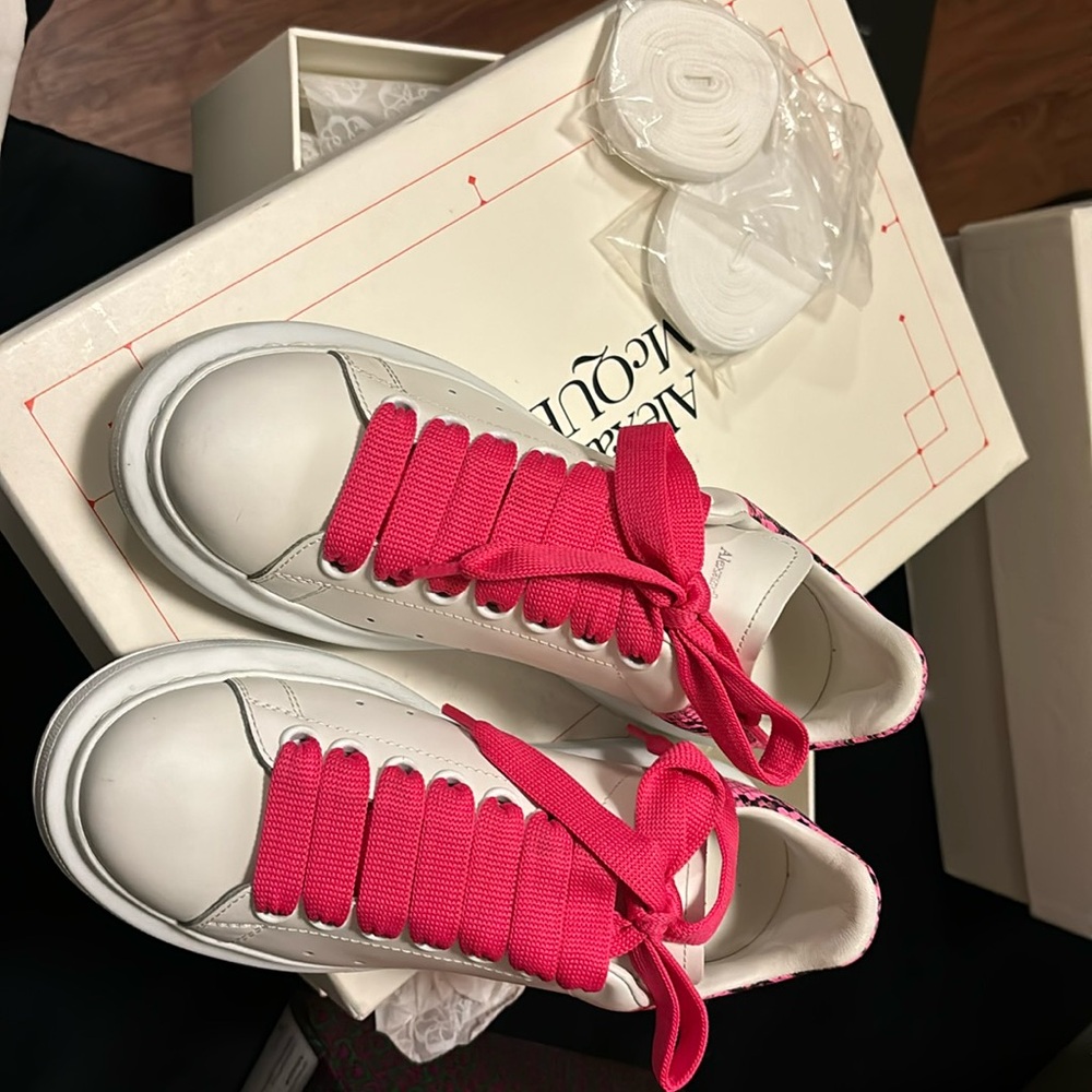 Women Alexander McQueens